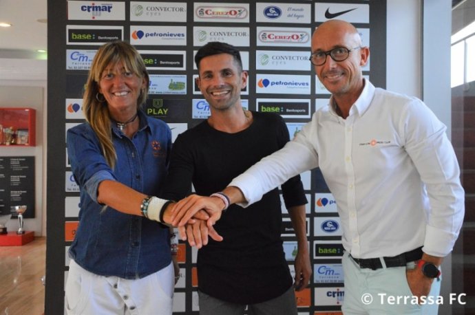 El Terrassa FC i Star's Gym Pàdel Club signen un acord de col·laboració