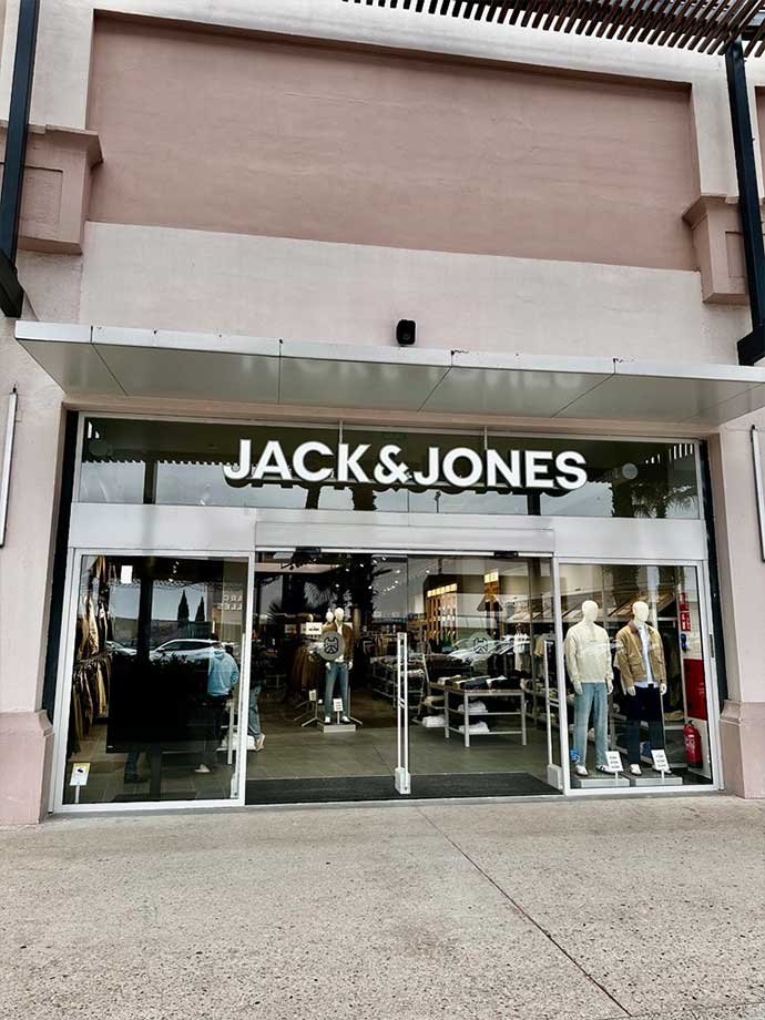 Entrada Jack & Jones Parc Vallès